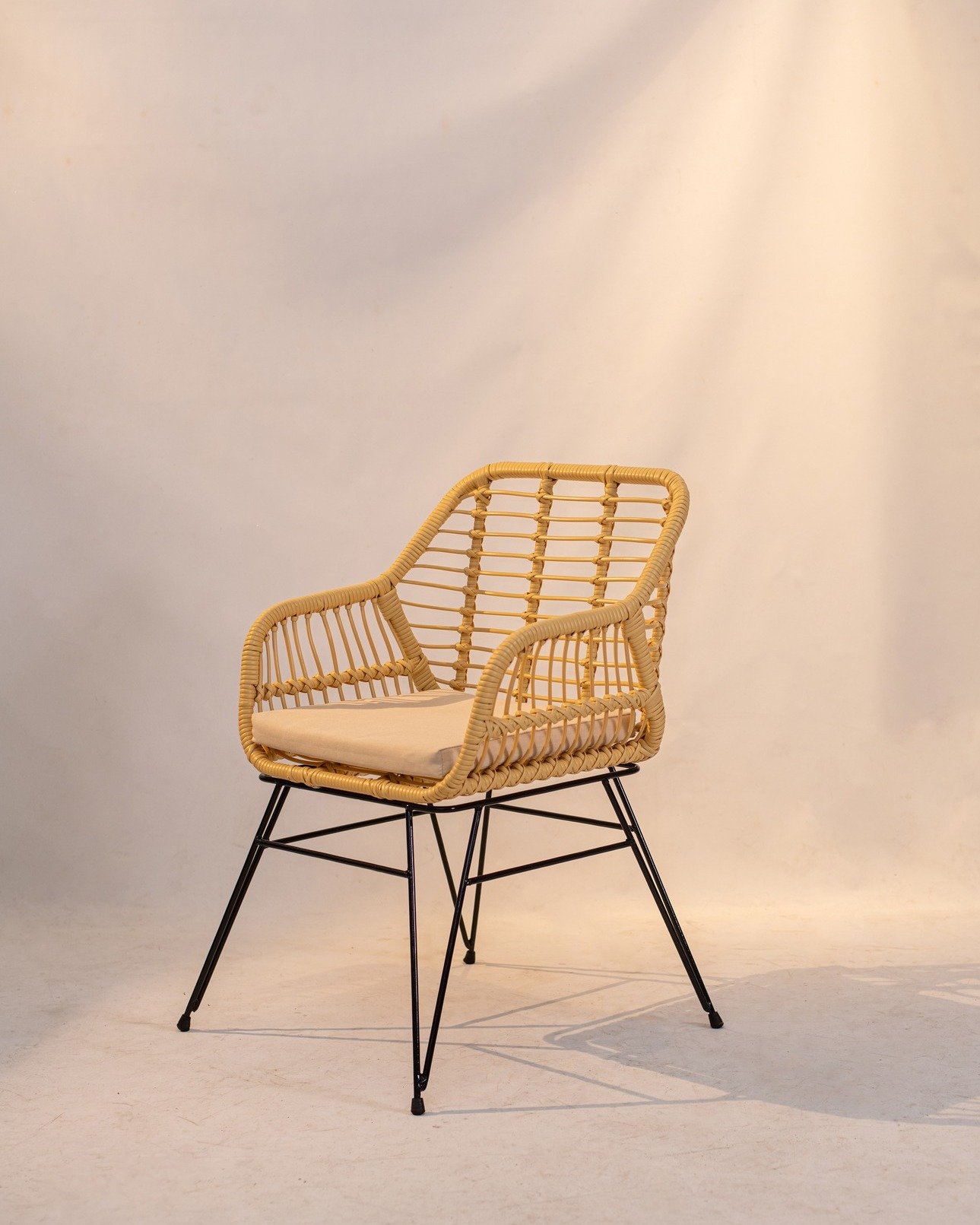 outdoor furniture rattan chair by amina furniture dubai